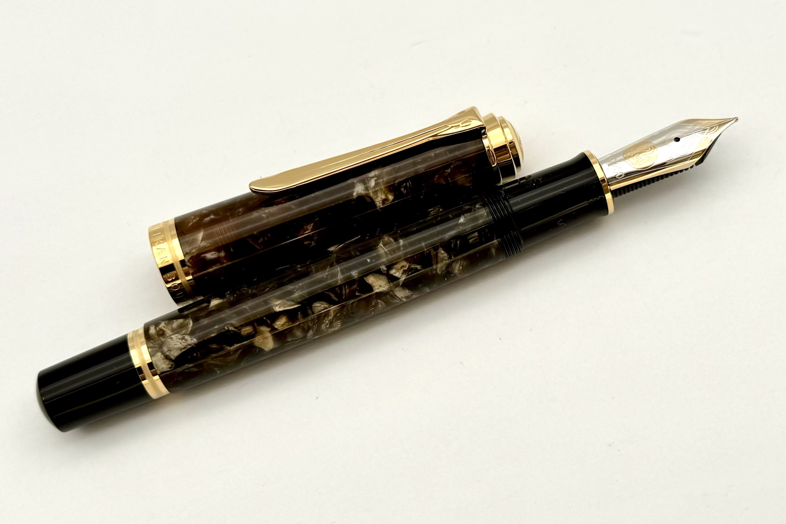 PelikanSESouveranM1000RenaissanceBrownFP_E